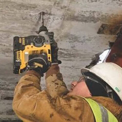 Купить Перфоратор аккумуляторный бесщёточный SDS-Plus DeWALT DCH273N. Официальный фирменный магазин Dewalt Stanley Black+Decker Bostitch