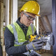 Купити Фрезер акумуляторний безщітковий DeWALT DCW604P2. Офіційний фірмовий магазин Dewalt Stanley Black+Decker Bostitch, фірмова гарантія