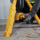 Купить Фонарь светодиодный аккумуляторный DeWALT DCL079. Официальный фирменный магазин Dewalt Stanley Black+Decker Bostitch