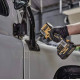 Купить Набор из двух инструментов бесщеточных DeWALT DCK2050E2T. Официальный фирменный магазин Dewalt Stanley Black+Decker Bostitch