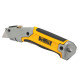 Купить Нож с выдвижным лезвием для отделочных работ DeWALT DWHT10046-0. Официальный фирменный магазин Dewalt Stanley Black+Decker Bostitch