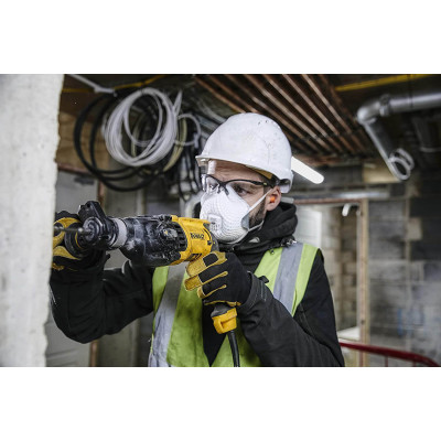 Купити Перфоратор мережевий SDS-Plus DeWALT D25133K. Офіційний фірмовий магазин Dewalt Stanley Black+Decker Bostitch, фірмова гарантія