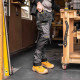Купити Штани FAIRHAVEN DeWALT DWC192-004-3631. Офіційний фірмовий магазин Dewalt Stanley Black+Decker Bostitch, фірмова гарантія